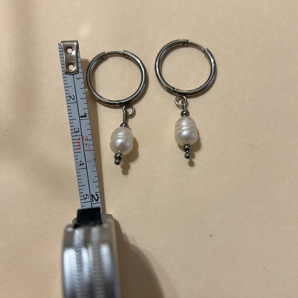 Silver Baroque Pearl Hoop Earrings - Picture 2 of 4